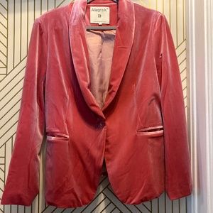 PINk velvety blazer